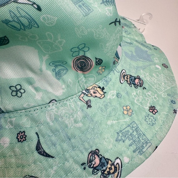 NWT. Disney Parks Epcot UK World Showcase Alice in Wonderland Bucket Hat. - Picture 12 of 15